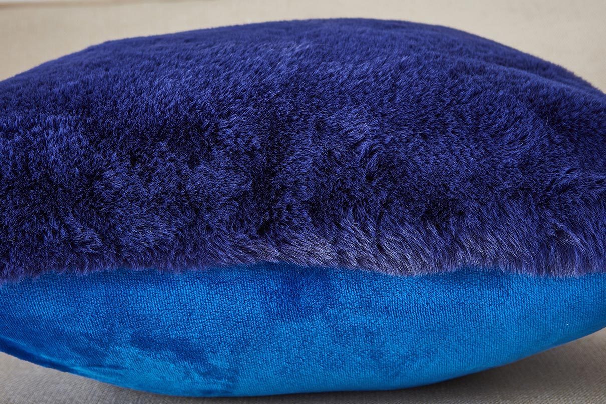 Agnes Luxury Chinchilla Faux Fur Pillow (18 In. x 18 In.)