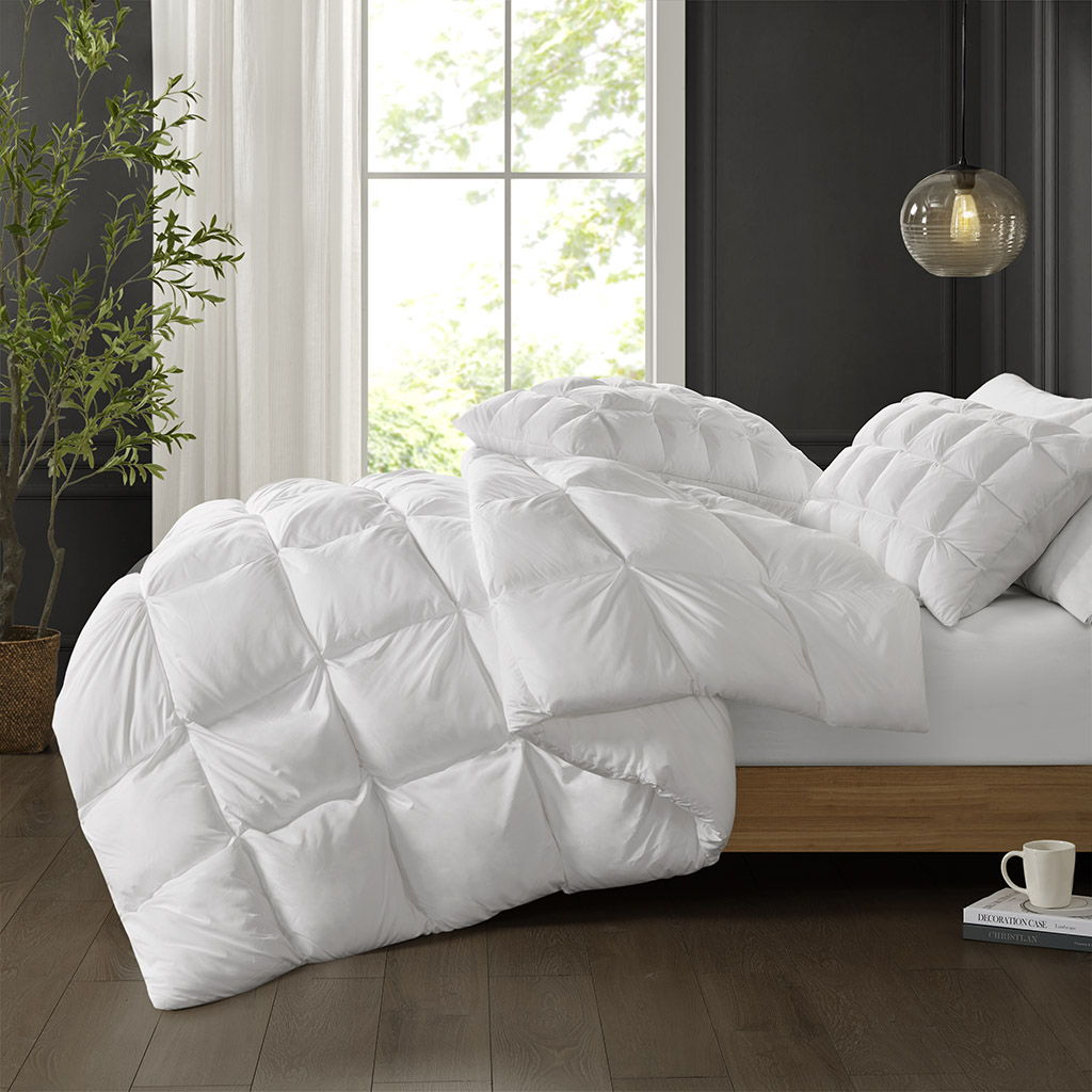 Overfilled Down Alternative Comforter - White Color