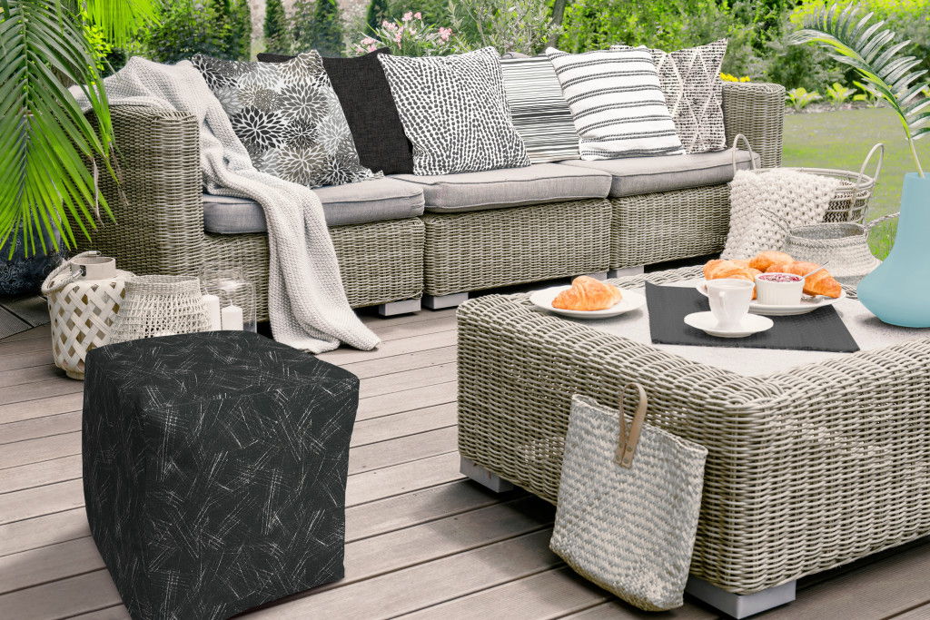 Cube Indoor Outdoor, Pouf Cover - Gray