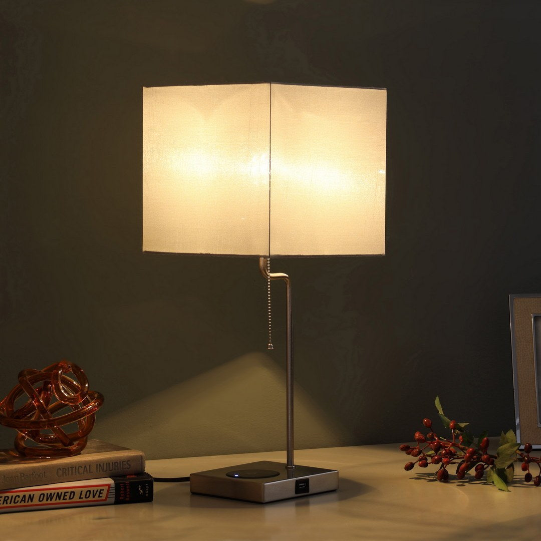 21.5-Inch Aston Square Table Lamp w/ Charging Station