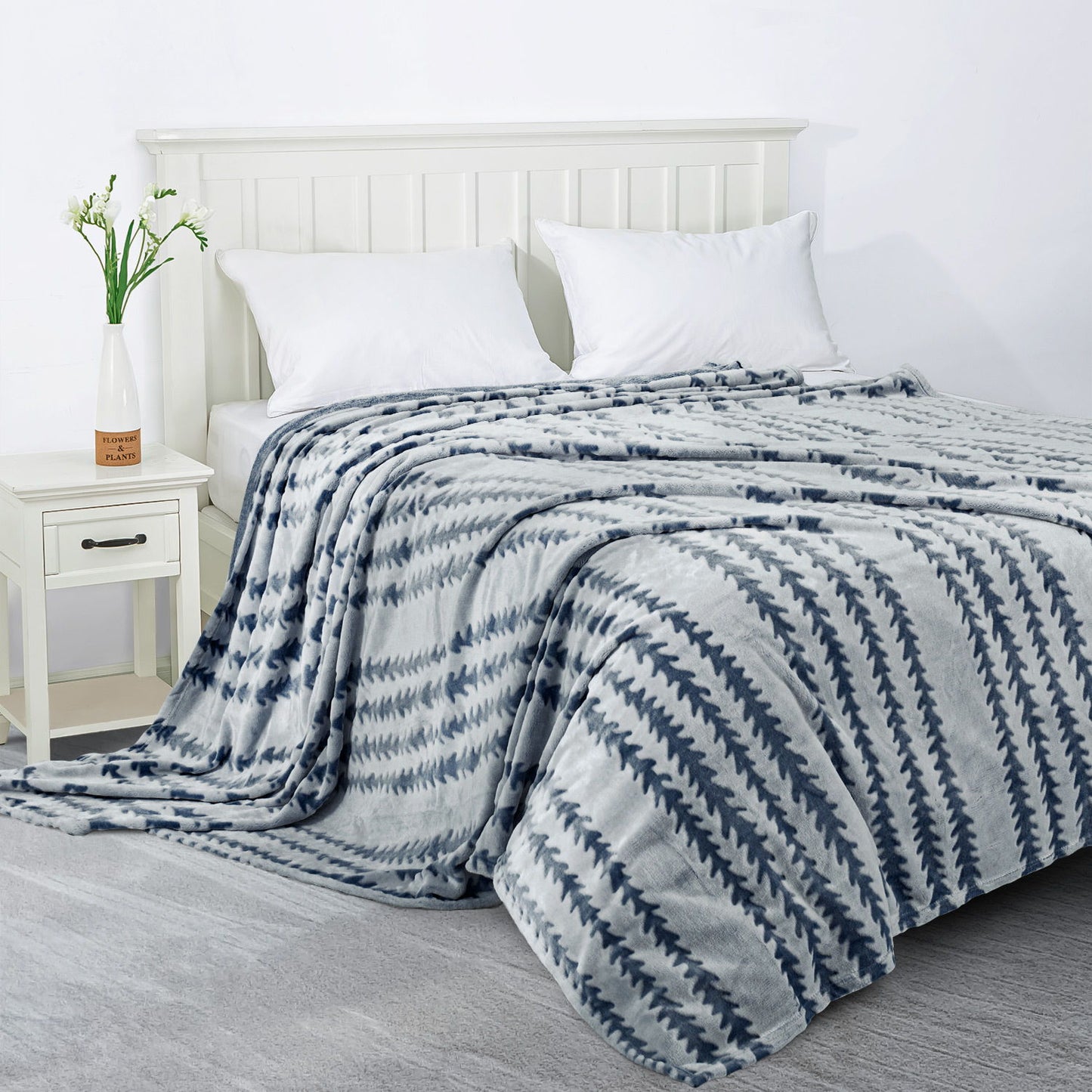 Back Printing Shaved Flannel Plush Blanket, Blue Stripe Blanket For Bed Or Sofa, 80" X 90"