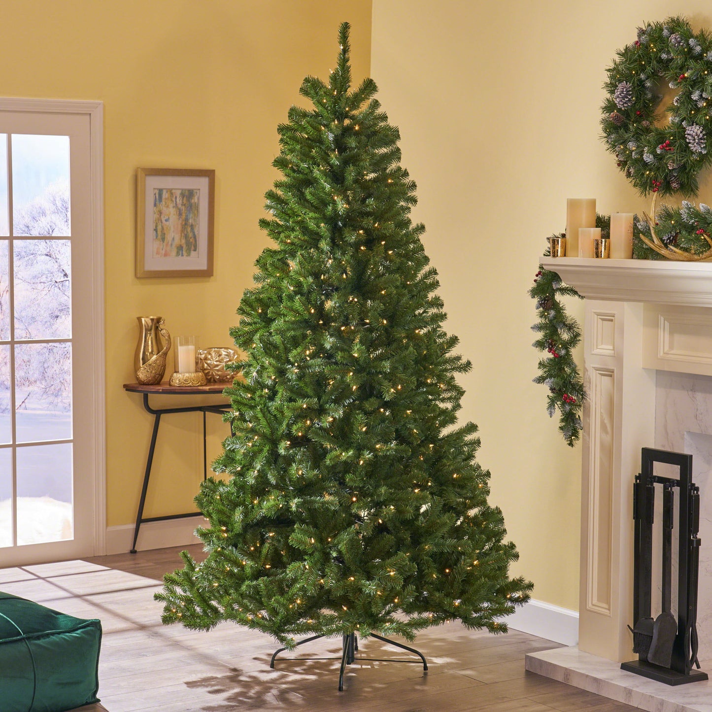 7.5' Noble Hinged Tree With 550Clear Lights - Ul - Green