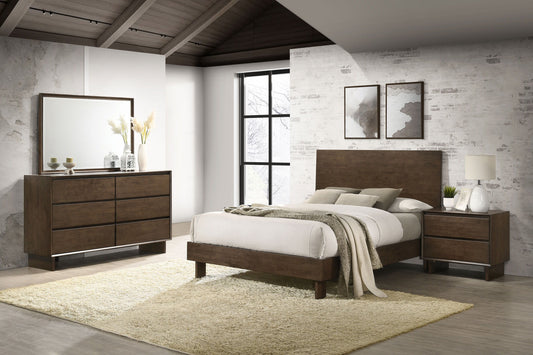 Glenwood - 4-Piece Queen Bedroom Set - Warm Brown