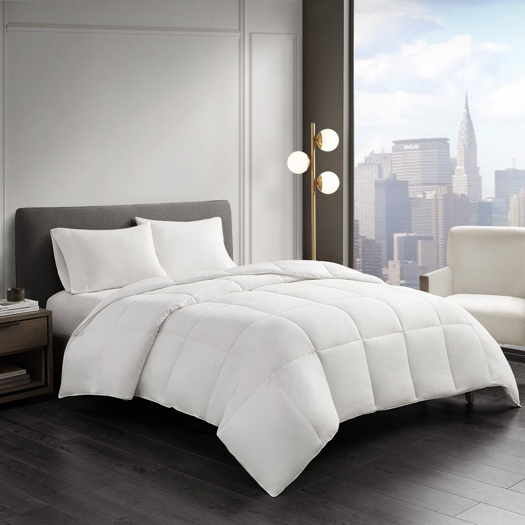 Cotton Down Alternative Featherless Comforter White