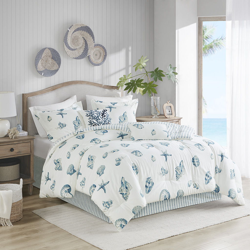 Comforter Set In Blue