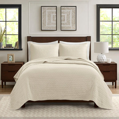 3 Piece Luxurious Oversized Quilt Set - Ivory