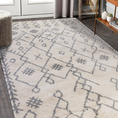 5' x 7.5' Geometric Shag Area Rug - Gray And Ivory