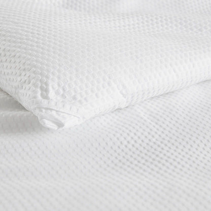 Oversized Down Alternative Comforter, White