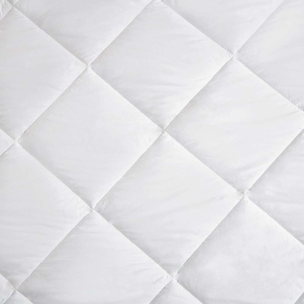 Anti-Microbial Mattress Pad, White