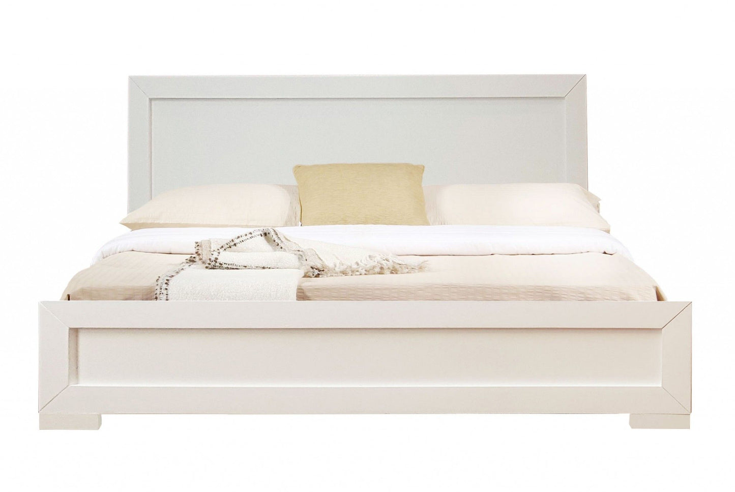 Moma Wood Platform King Bed With Two Nightstands - White