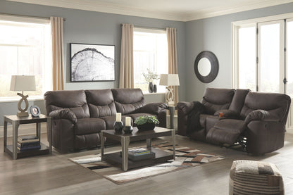 Boxberg - Reclining Loveseat