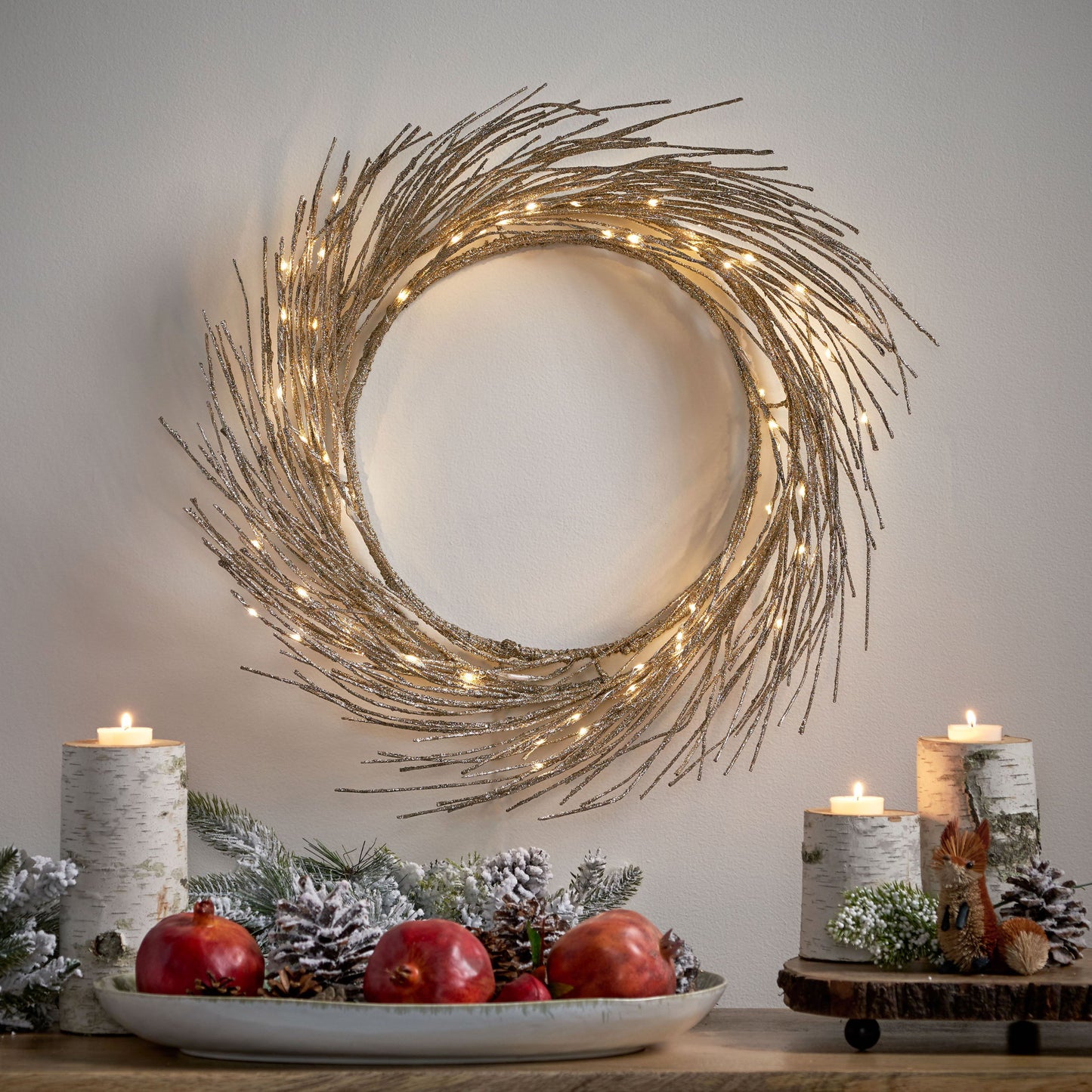 24" Paper Wreath With LED Lights - Champagne