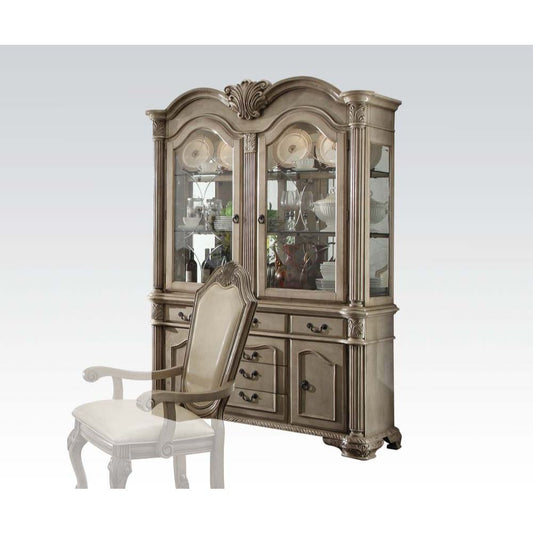 Chateau De Ville - Buffet & Hutch