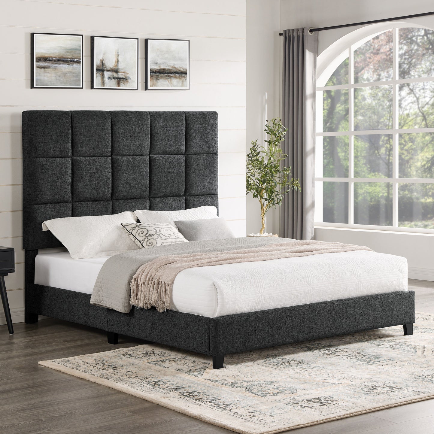 Squares Upholstered Platform Bed