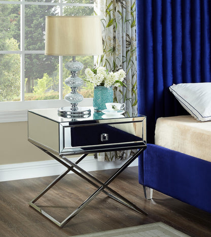 Lynn - Side Table