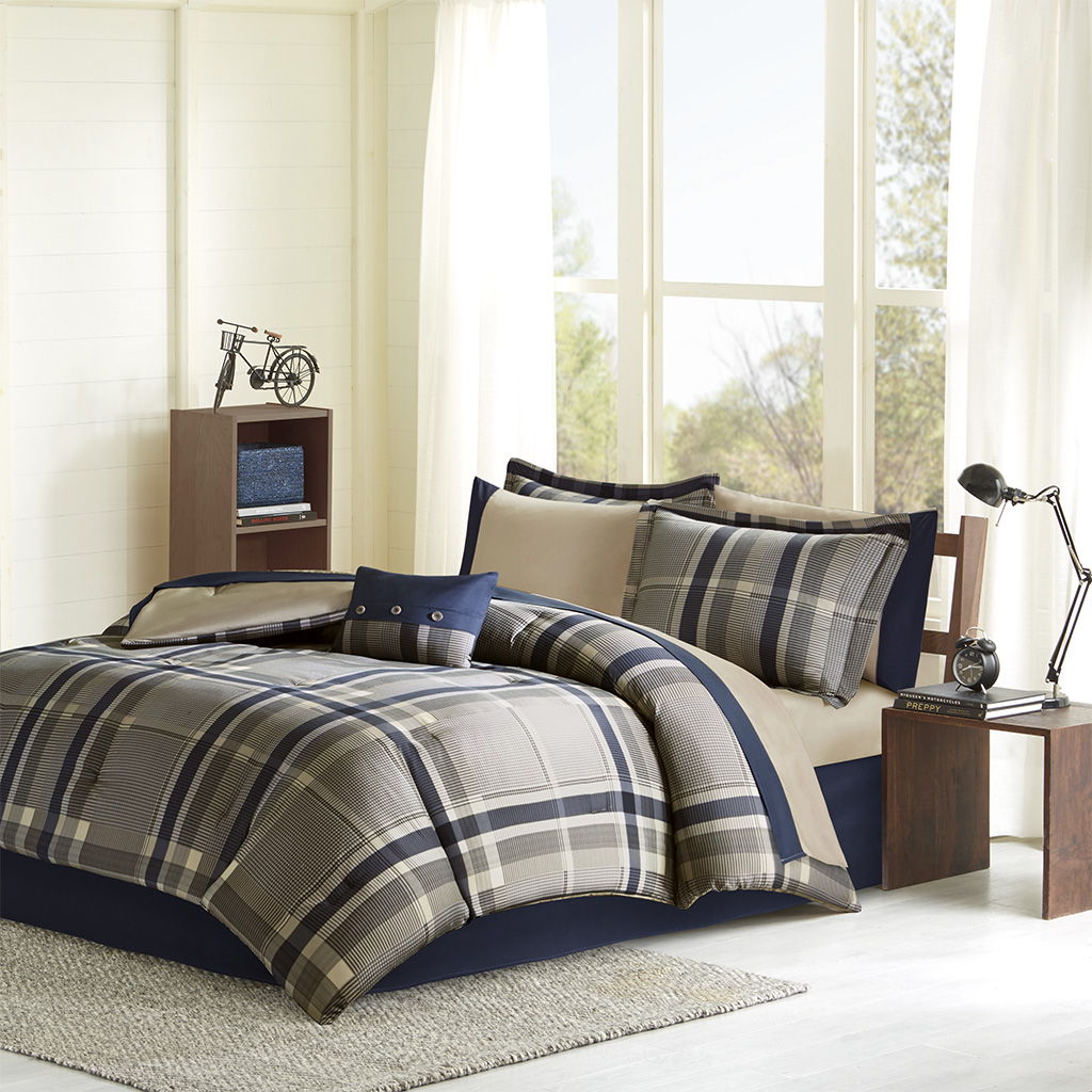 Robbie Queen Plaid Comforter Set With Bed Sheets