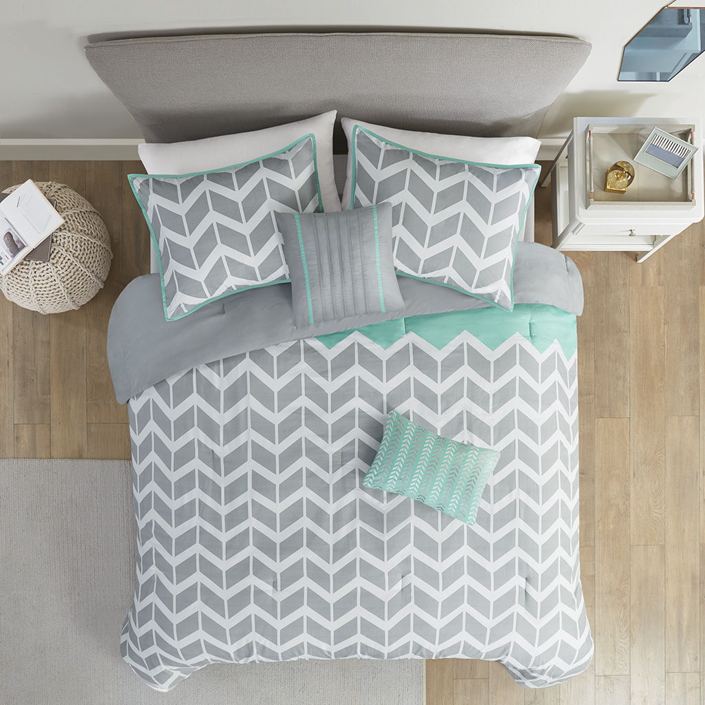 Nadia Queen Comforter Set - Aqua