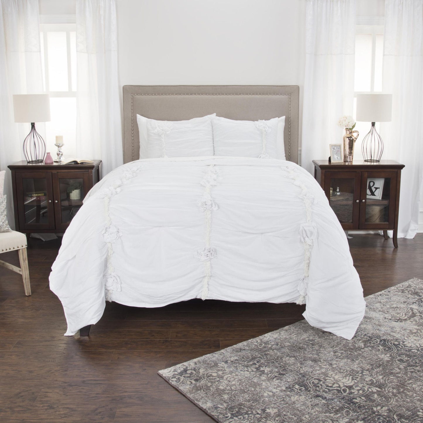 Queen, Cotton 300 Thread Count Machine Washable Down Alternative Comforter - White