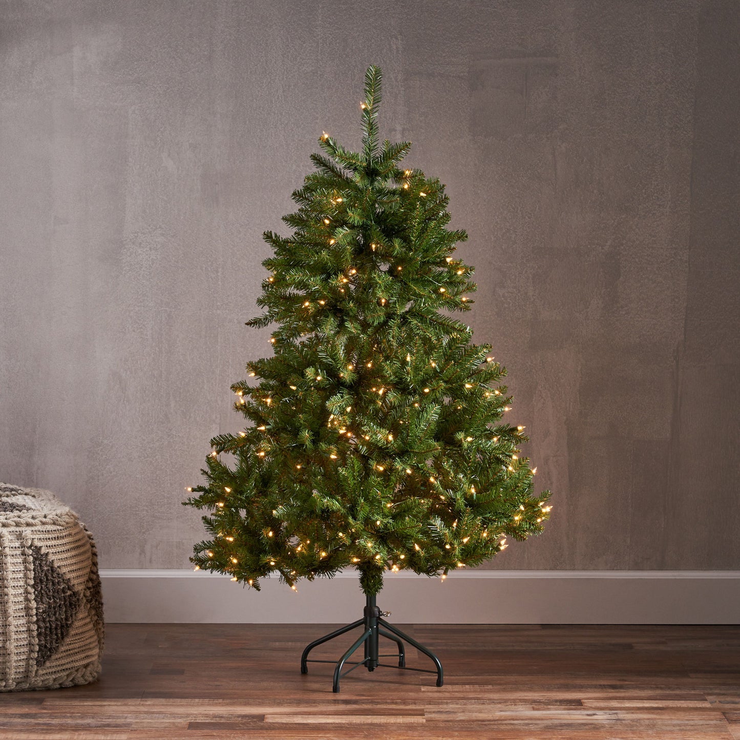 4.5' Dunhill Hinged Tree With 300 Clear Lights - Ul - Green