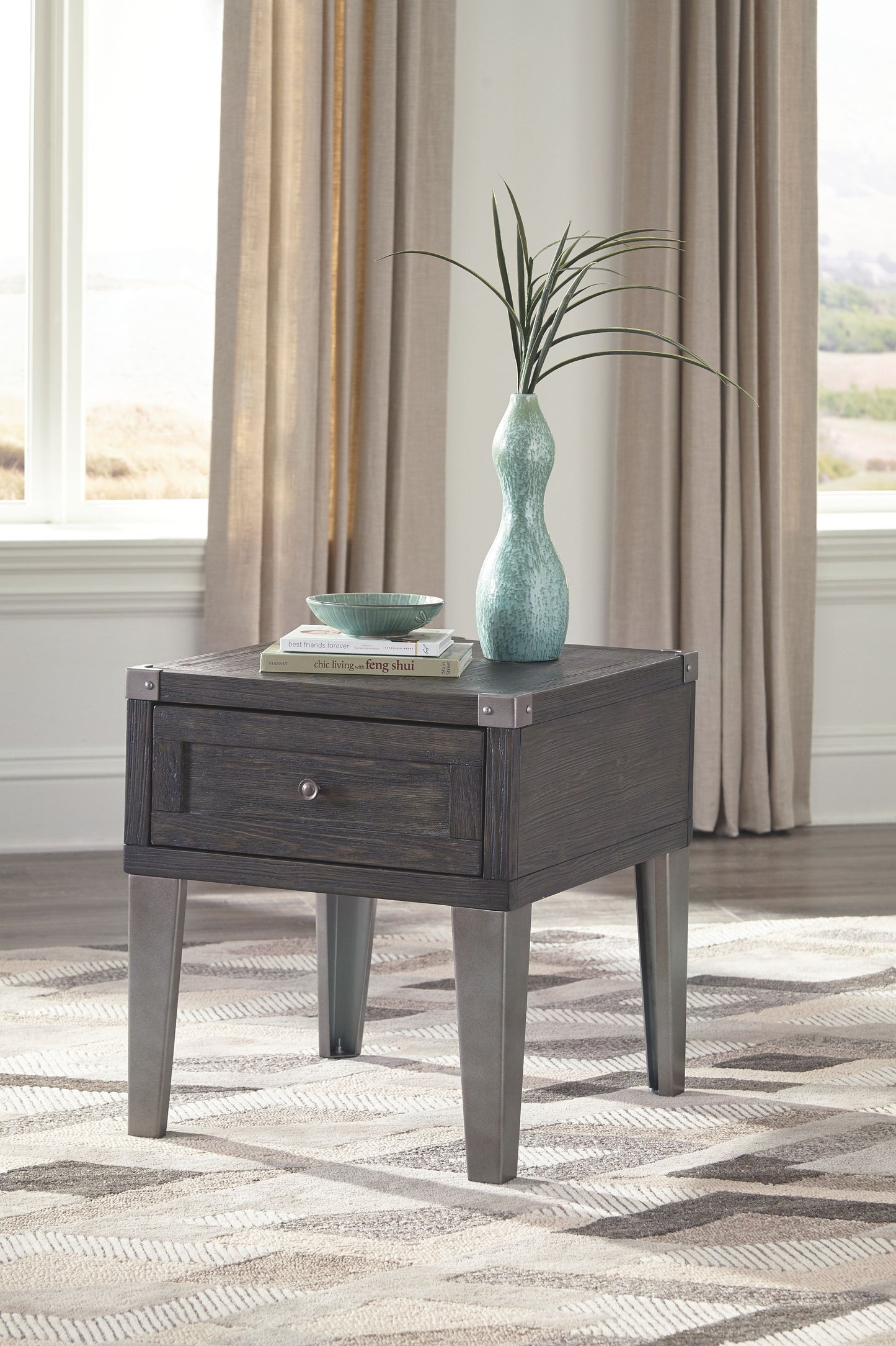 Todoe - Dark Gray - Rectangular End Table