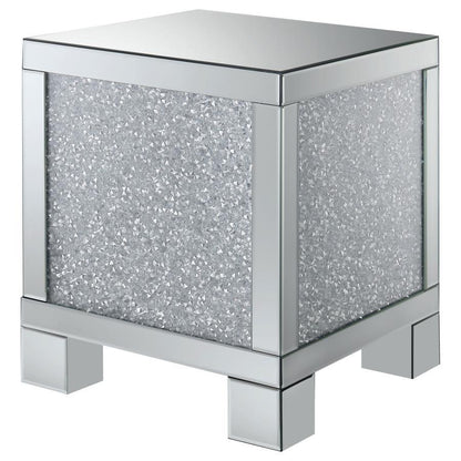 Gillian - Rectangular Mirrored Acrylic Side End Table - Silver