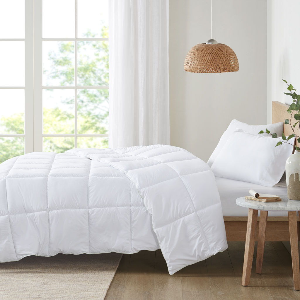 Anti-Microbial Down Alternative Comforter, White