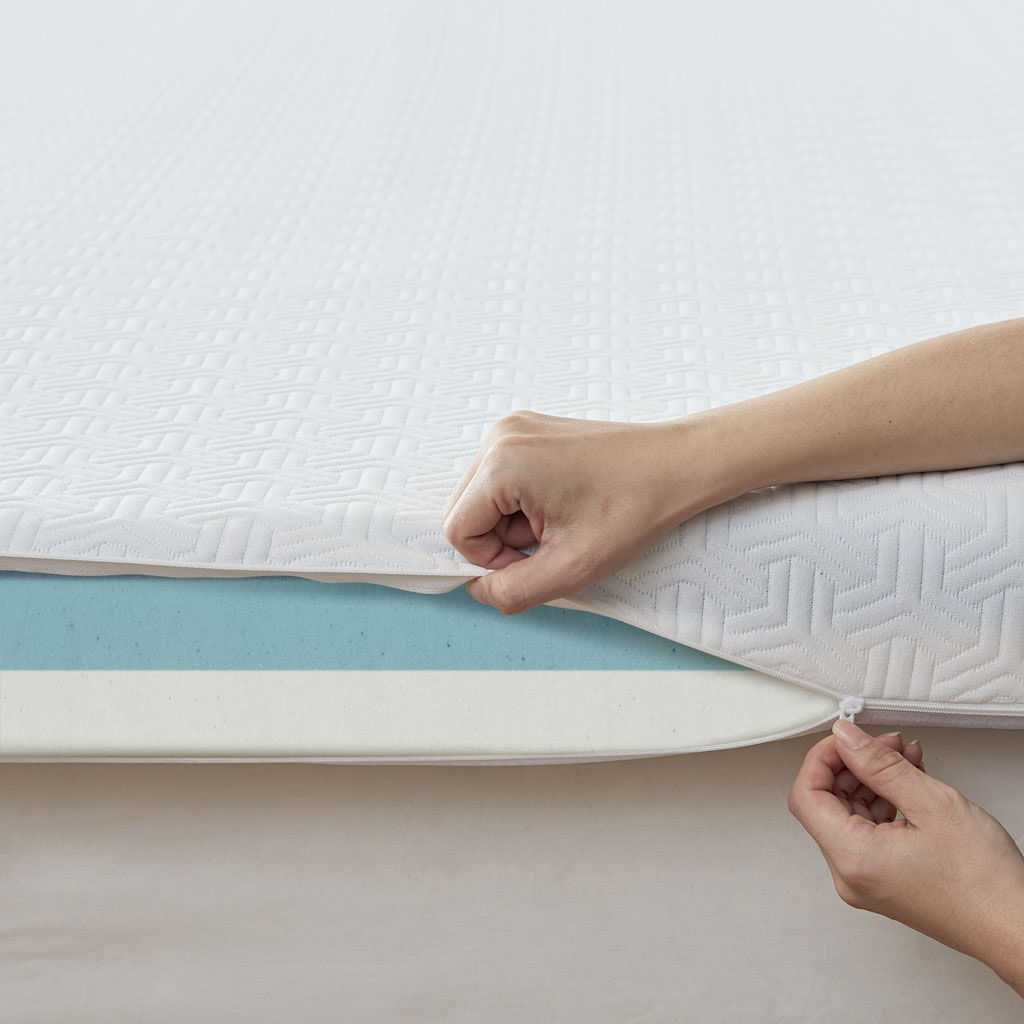 Memory Foam Mattress Topper - White